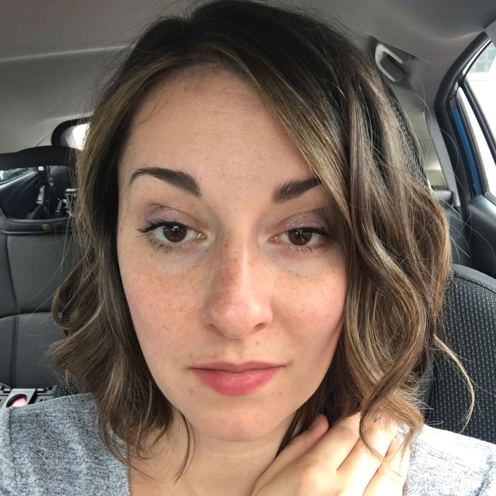 Meet your Posher, Lauren
